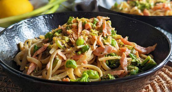 Gluten-free salmon, asparagus and mascarpone pasta